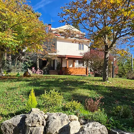 Apartment & Garden Castel Di Sangro